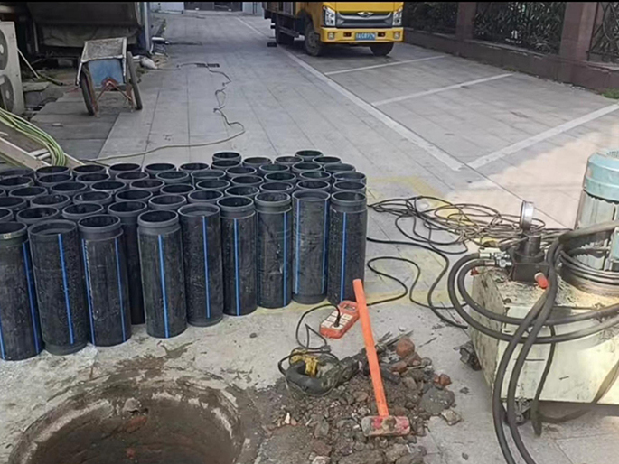 伊川PE置换管厂家 DN315置换管 非开挖管短管置换